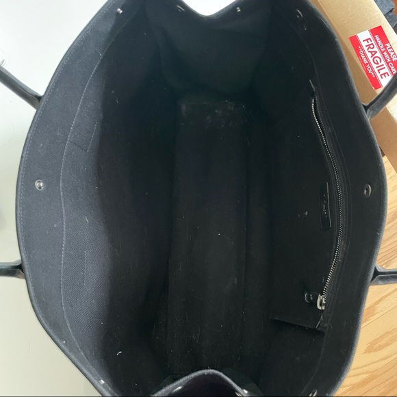 Saint Laurent Rive Gauche Shopping Tote - Picture 7 of 11